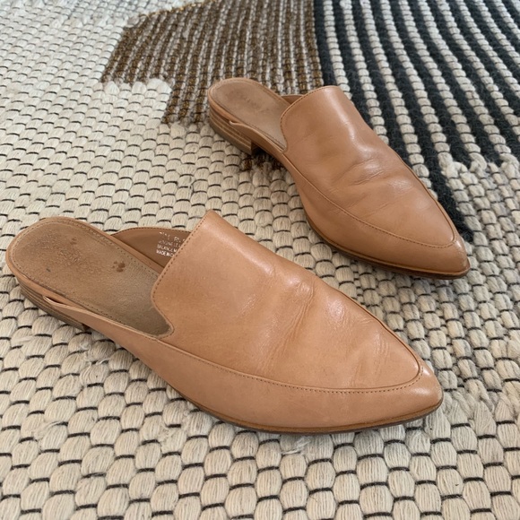 Halogen Shoes - Halogen leather slides Halogen Shoes - Halogen leather slides